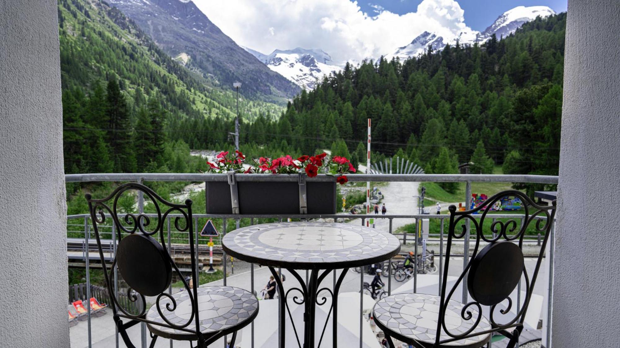 Gletscher-Hotel Morteratsch Pontresina Exterior foto